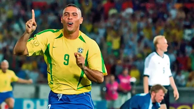 Ronaldo Nazário - ile ma lat i jak zmienił futbol na zawsze? Ronaldo Nazário - ile ma lat i jak zmienił futbol na zawsze?