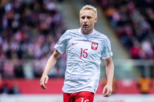Ile zarabia Kamil Glik? Zaskakujące fakty o jego wynagrodzeniu Ile zarabia Kamil Glik? Zaskakujące fakty o jego wynagrodzeniu