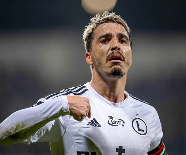 Josue zarobki: jak wynagrodzenie pomocnika Legii Warszawa wypada w Ekstraklasie? Josue zarobki: jak wynagrodzenie pomocnika Legii Warszawa wypada w Ekstraklasie?