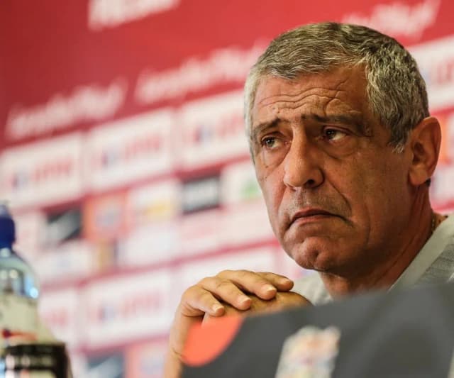 Ile zarabia Santos? Szokujące fakty o wynagrodzeniu trenera reprezentacji Ile zarabia Santos? Szokujące fakty o wynagrodzeniu trenera reprezentacji